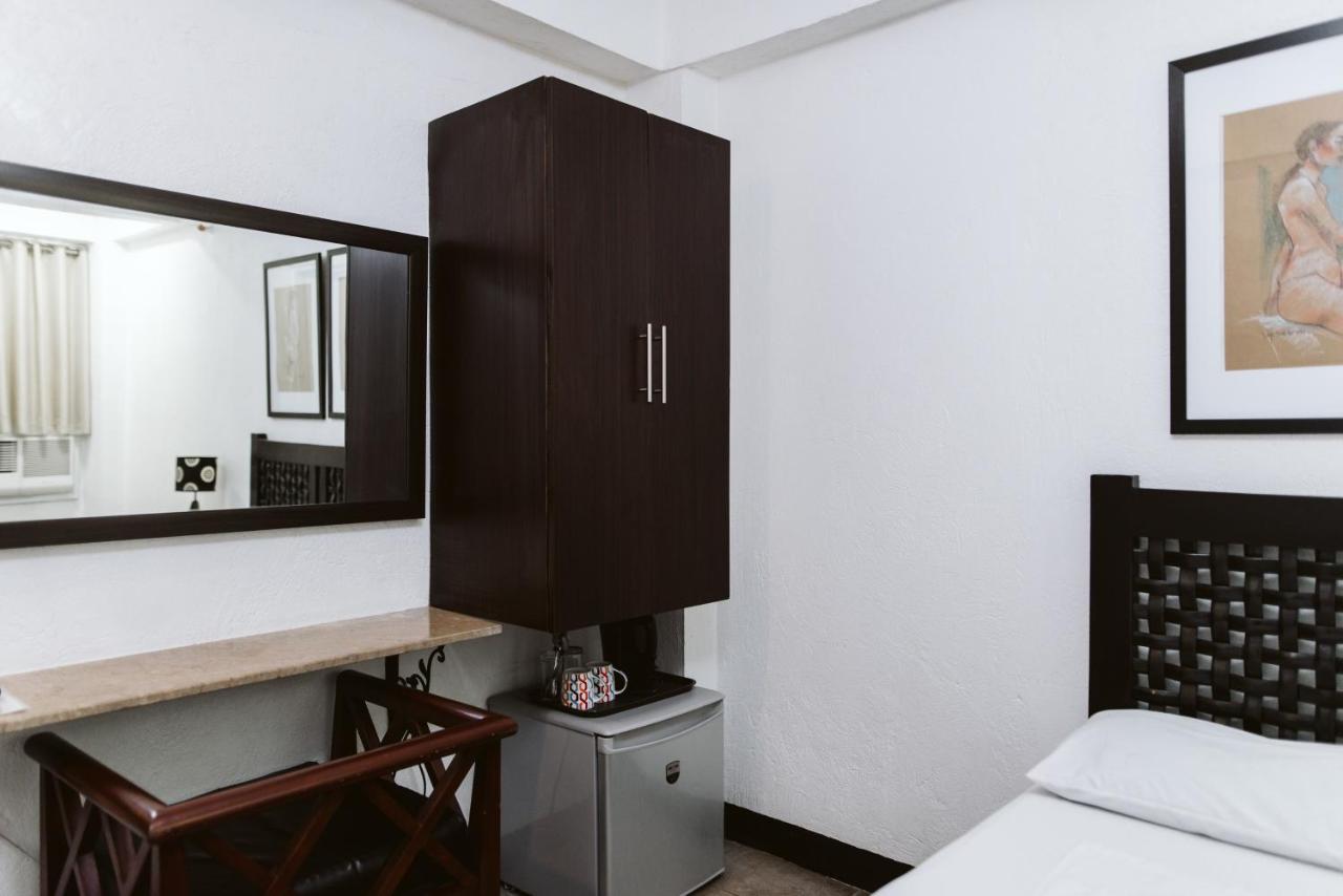 San Agustin Residences Makati City Kültér fotó